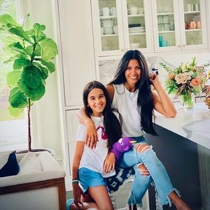 Meet your Posher, Ali